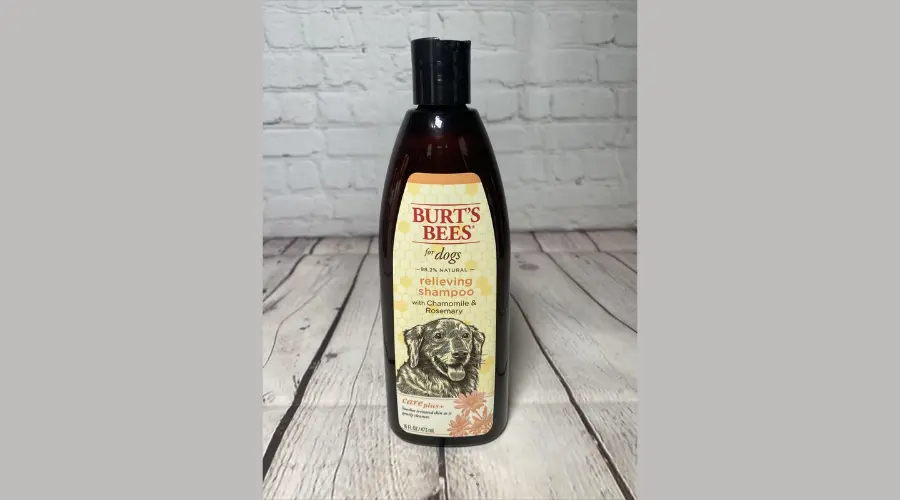 Burt's Bees for Dogs Care Plus Relieving Shampoo