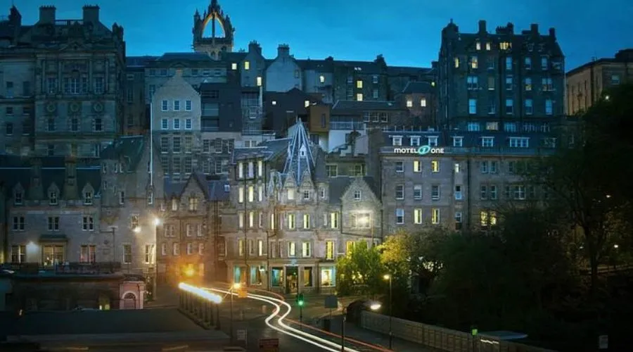 Motel One Edinburgh-Royal