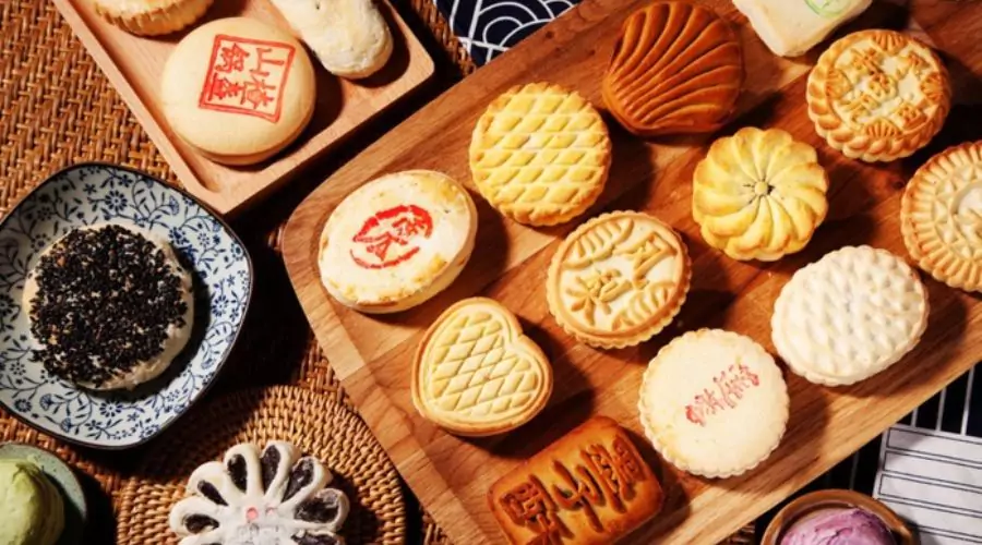 Popular Types of Chinese Pastry: