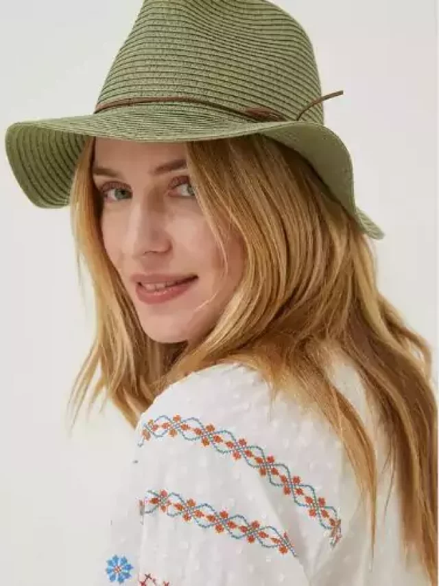 “Stylish Hats for Women – Fashionable Headwear | Shop Now”