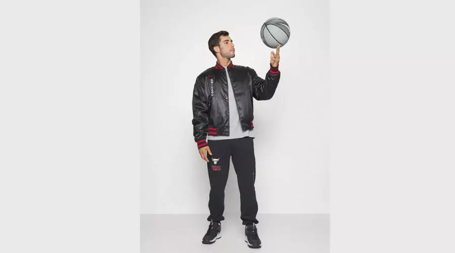 Nike Performance NBA Chicago Bulls Jacket- Training Vest- Black