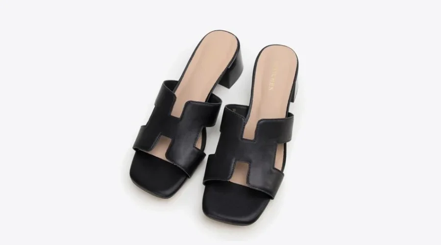 Women’s H-Front Flip-flops with a black heel 