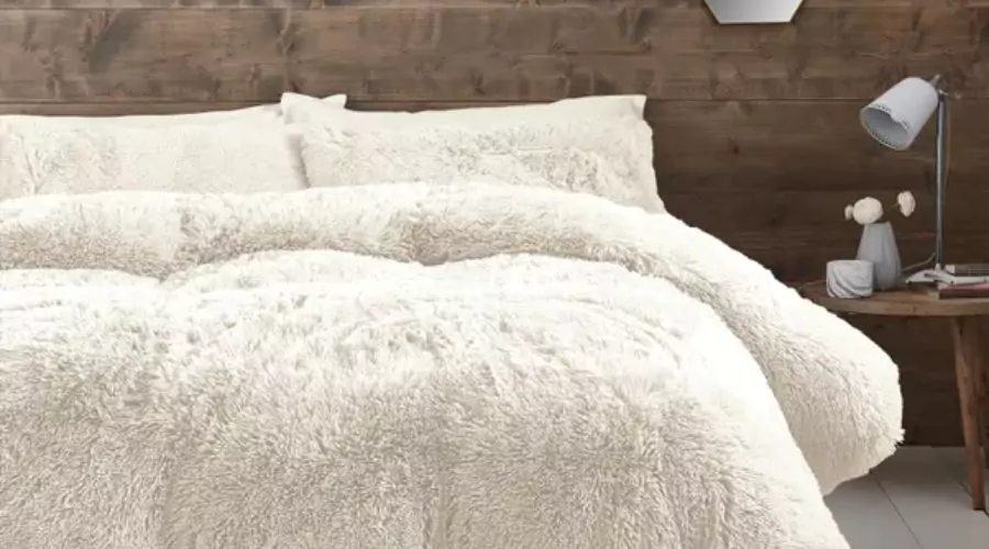 Catherine Lansfield Cuddly Faux Fur Duvet Cover & Pillowcase Set