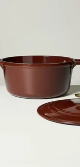 5qt Dutch Oven Red – Hearth & Hand™ with Magnolia (2)