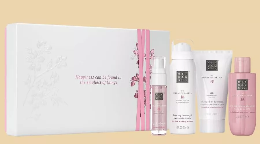 Limited Edition Beauty Box review | Oglooks