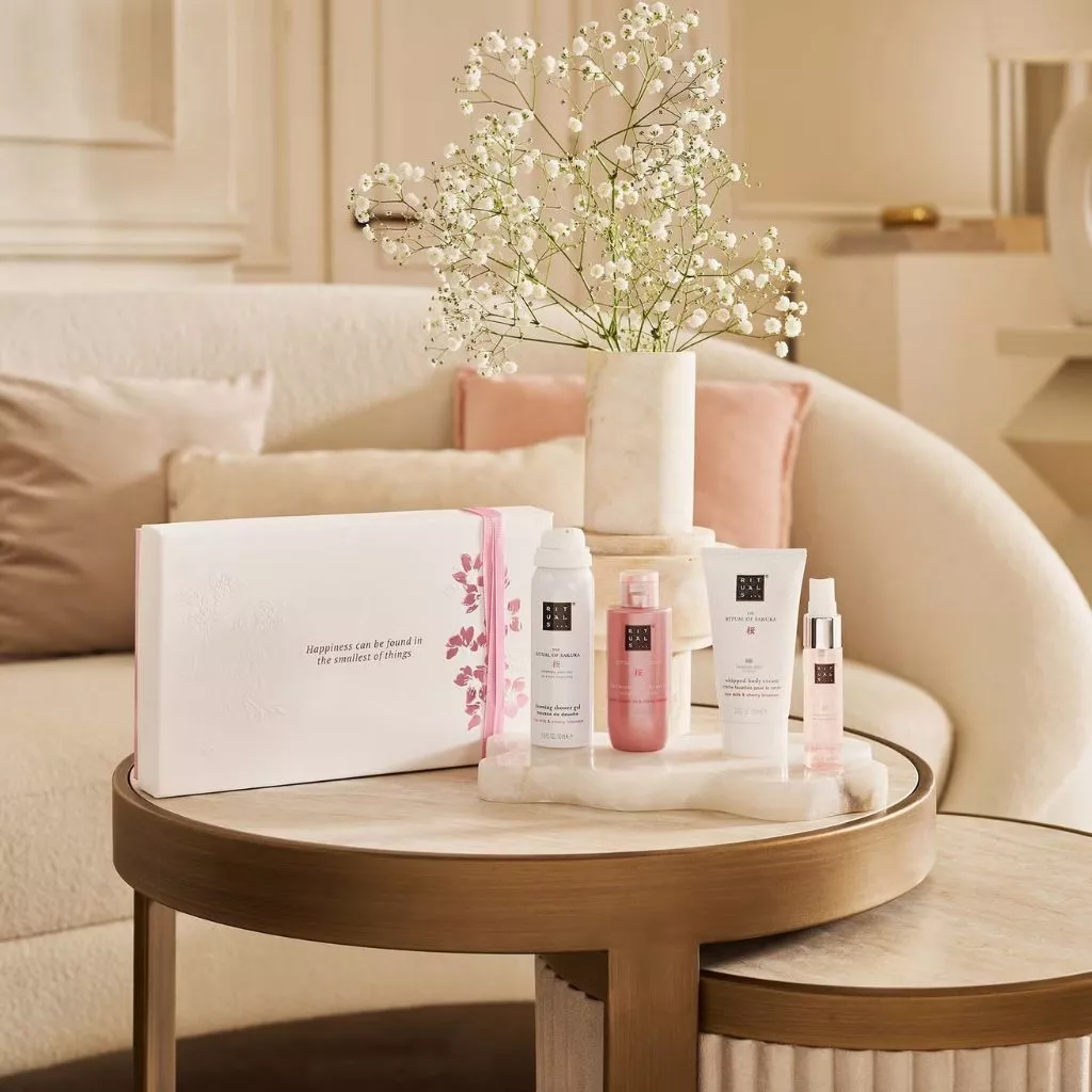 Limited Edition Beauty Box review | Oglooks