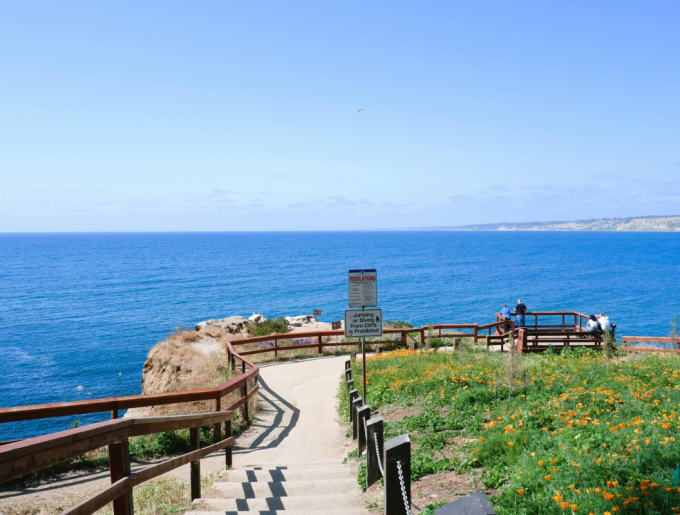 Charming San Diego Cove Escape