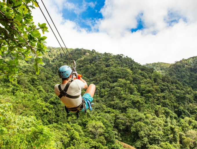 Costa Rica Jungle Zip Lining