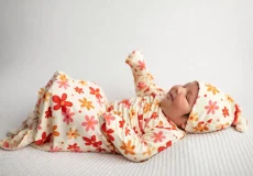 Floral_Three_Little_Tots_Groovy