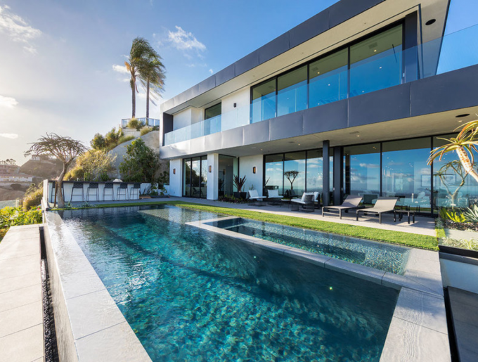 Los Angeles Hollywood Hills Modern Mansions