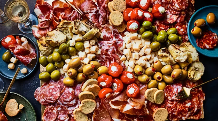 M&S Collection Build by Numbers Charcuterie & Antipasti Grazing Platter