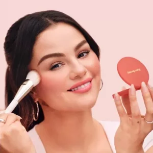 Rare Beauty Blush Nuancen | Oglooks